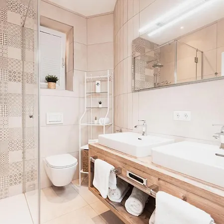 Center-apartment - Im Stadtzentrum In Perfekter Lage & Balkon 公寓 因斯布鲁克